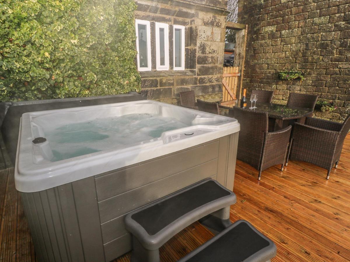 The Cottage, Beeston Hall Sowerby Bridge Exterior foto